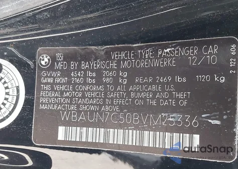 2011 BMW 135I из США, поврежденный, VIN WBAUN7C50BVM25336